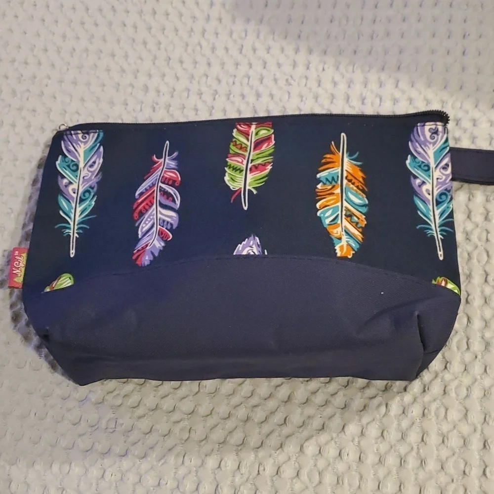 N Gil makeup bag (37)